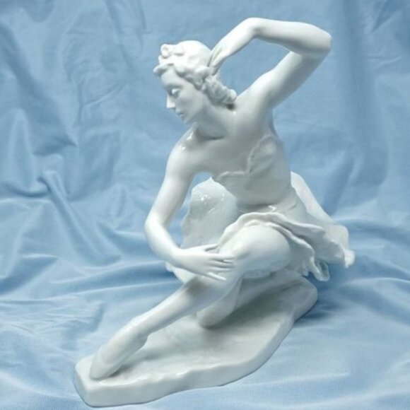 Rosenthal Daisy Spies Ballerina Porcelain Figurine by Lore Friedrich Gronau - Picture 1 of 10